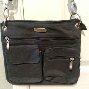 Baggallini Gray Nylon Crossbody Travel Organizer Purse EUC